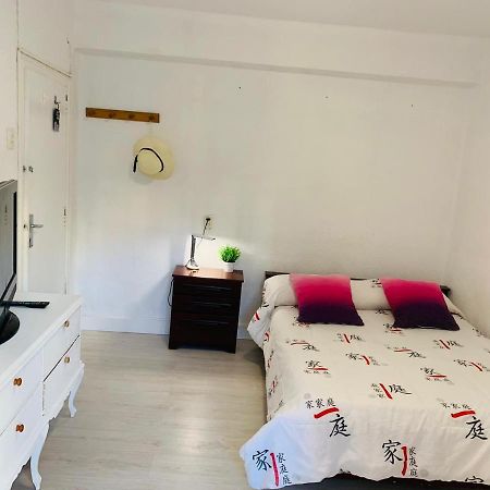 Relaxing Confortable Room Валенсия Екстериор снимка